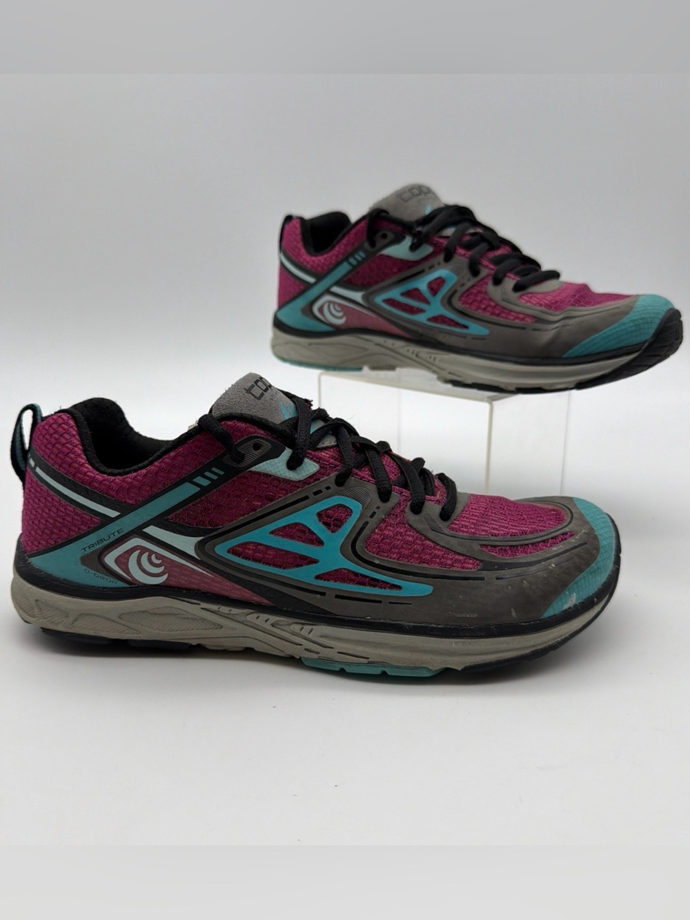 Topo Athletic Tribute Running Shoes Women's 6.5 Magenta Blue Road Sneakers Gym